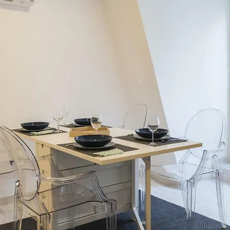 Traditional Duplex In Principe Real Διαμέρισμα