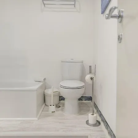 Traditional Duplex In Principe Real Lisboa